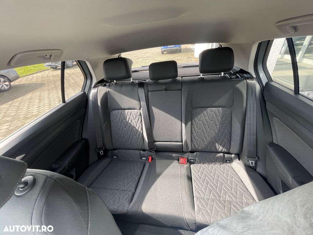 Volkswagen Golf 1.5 eTSI DSG MHEV Life - 10