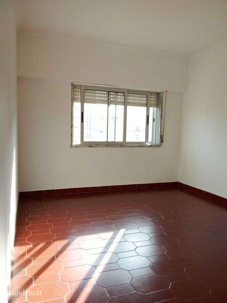 Excelente  Apartamento Agualva T1 mais 1 - Grande imagem: 3/11