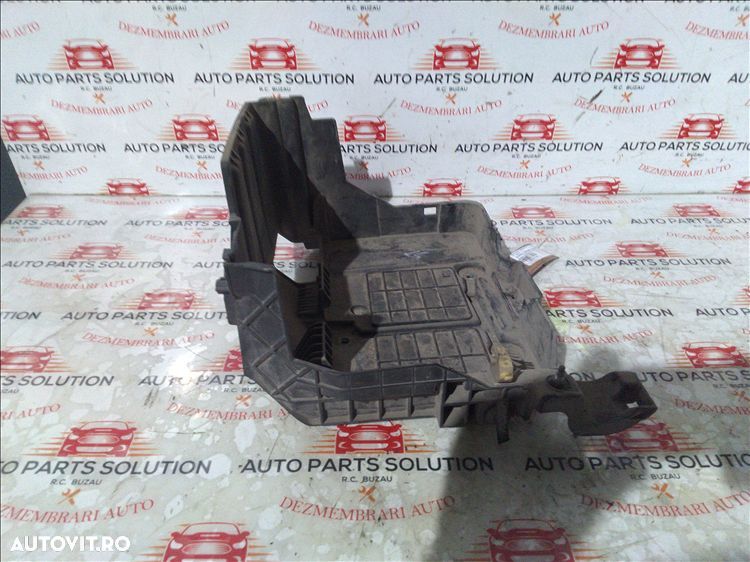 carcasa baterie 1.5dci renault megane 2 an fabr. 2006 - 1