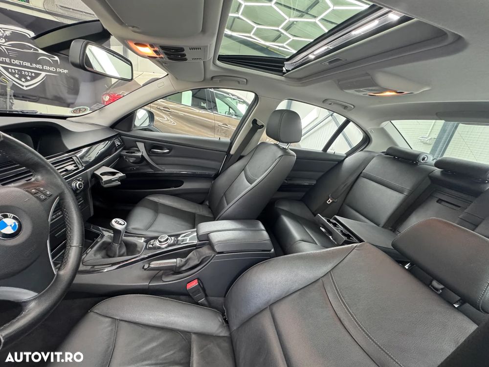 BMW Seria 3 320d DPF Blue Performance Edition Exclusive - 21