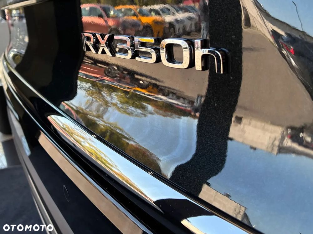 Lexus RX 350h Omotenashi - 5