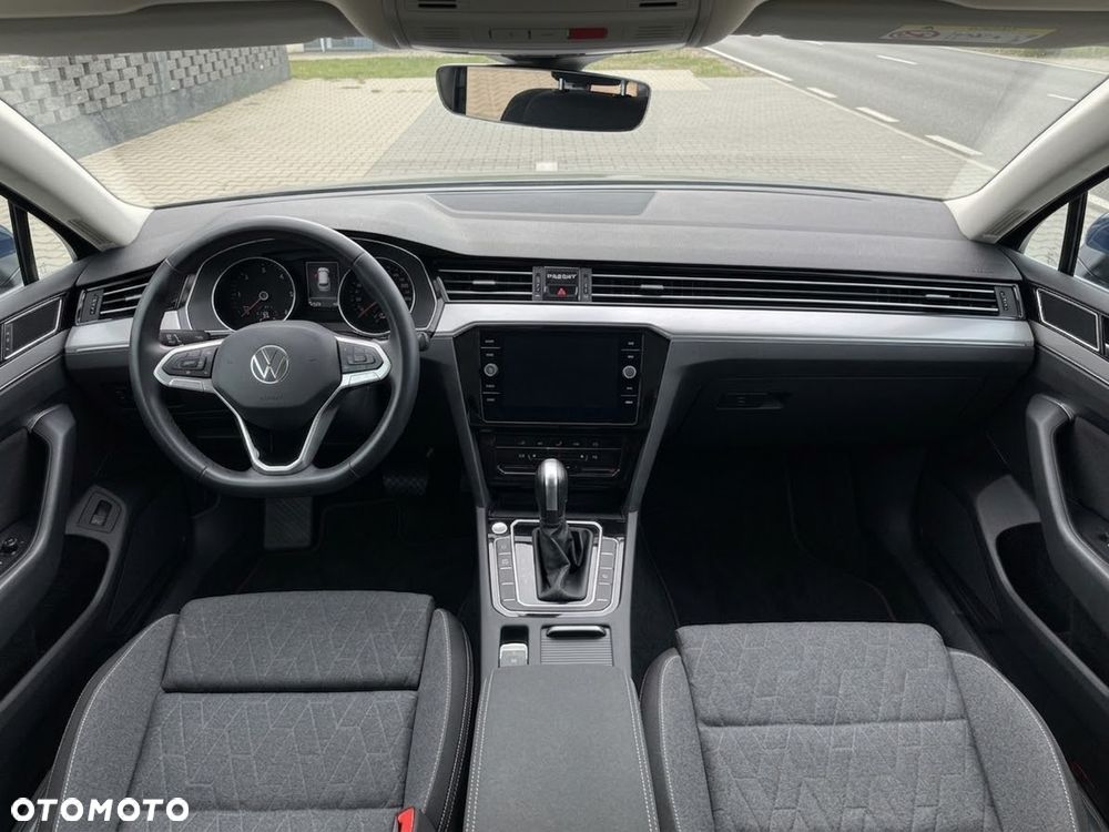 Volkswagen Passat - 5