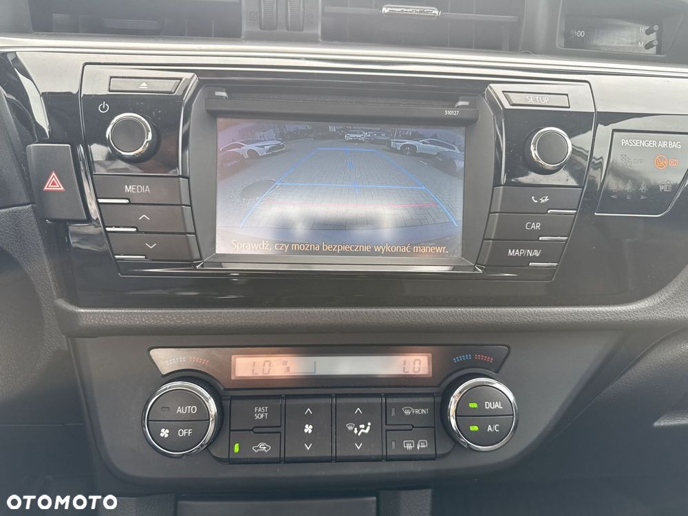 Toyota Corolla 1.6 Premium EU6 - 19