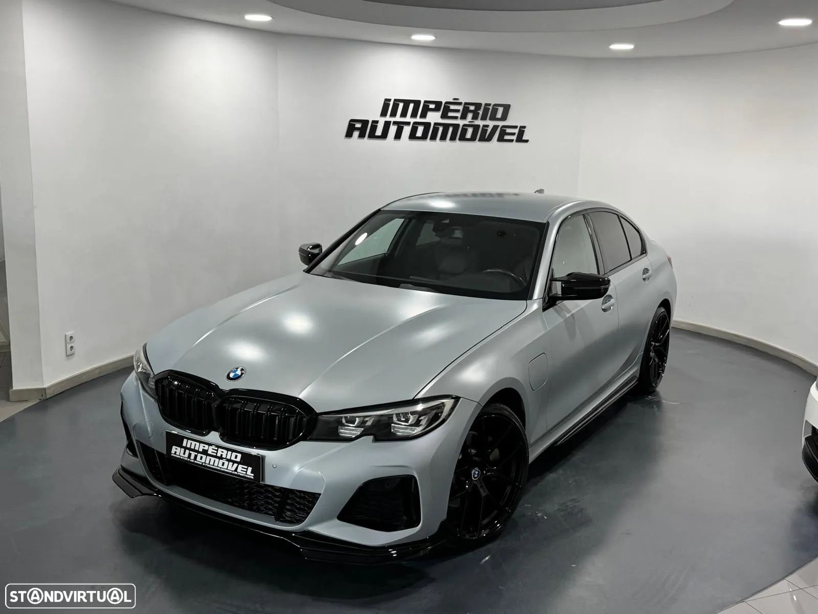 BMW 330 e Auto - 1