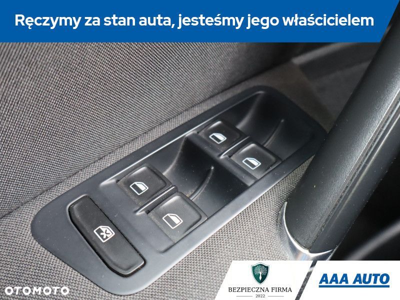 Volkswagen Golf - 17
