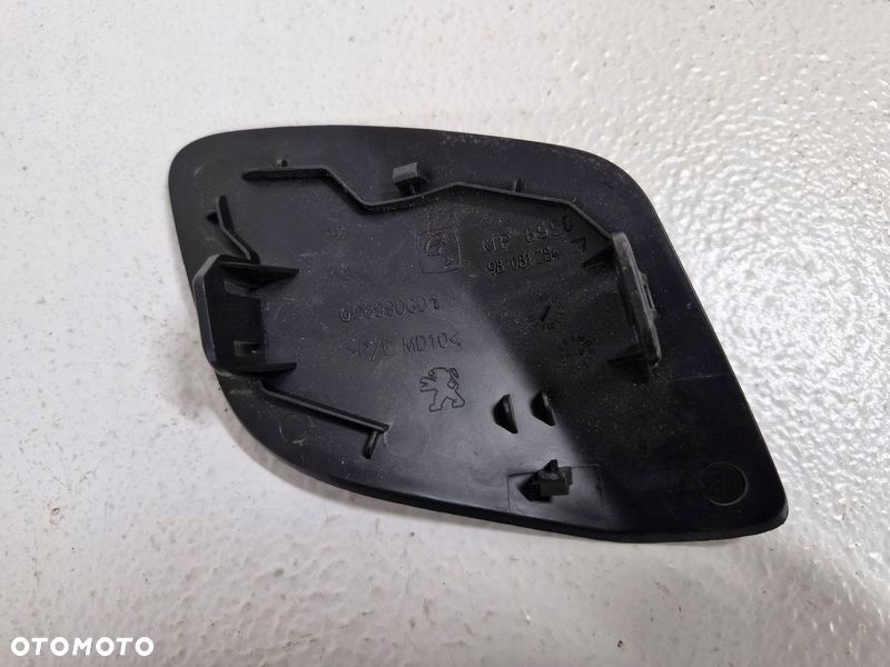 peugeot 308 2 ii t9 zaślepka osłona bagażnika tył tylna 9808128477 - 3