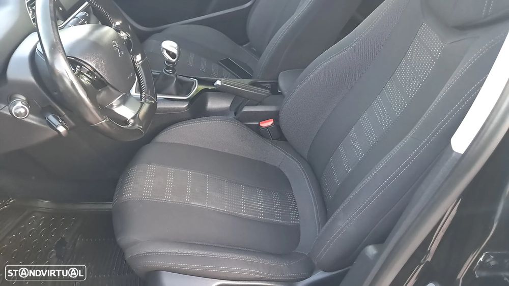 Peugeot 308 1.6 BlueHDi Allure - 12