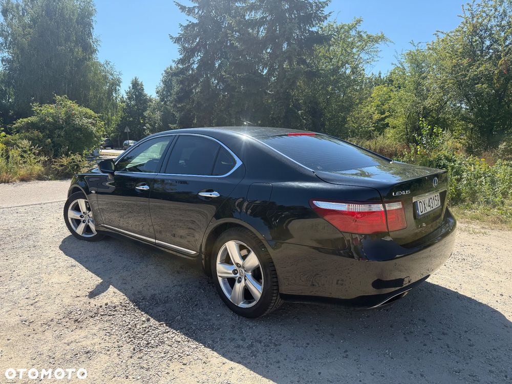 Lexus LS 460 Superior - 4