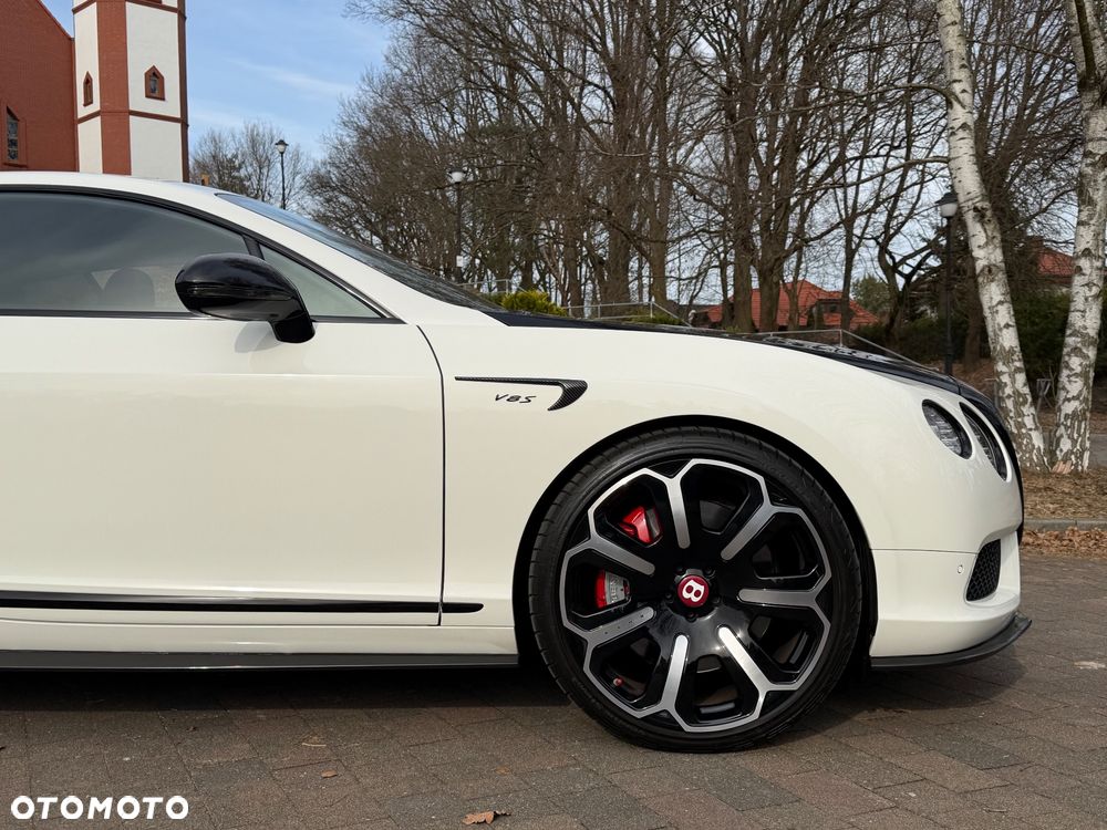 Bentley Continental GT - 11