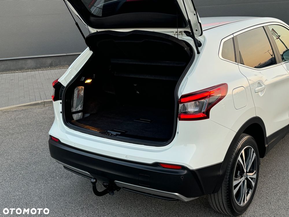 Nissan Qashqai 1.3 DIG-T Tekna+ - 10