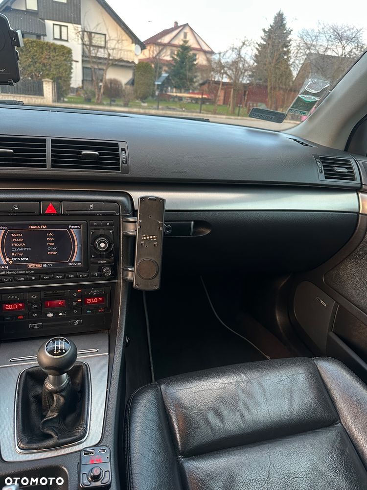 Audi A4 Limousine 3 - 16