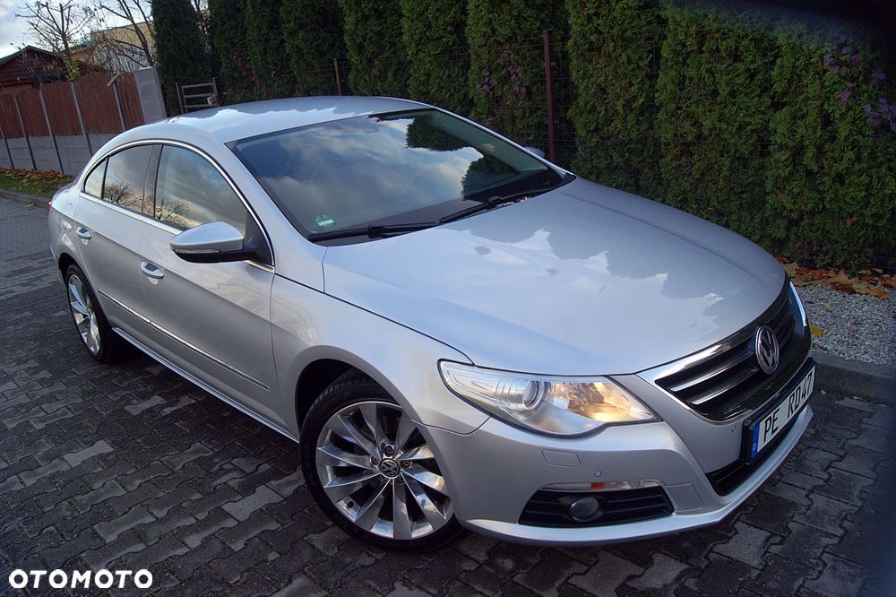 Volkswagen Passat CC - 8
