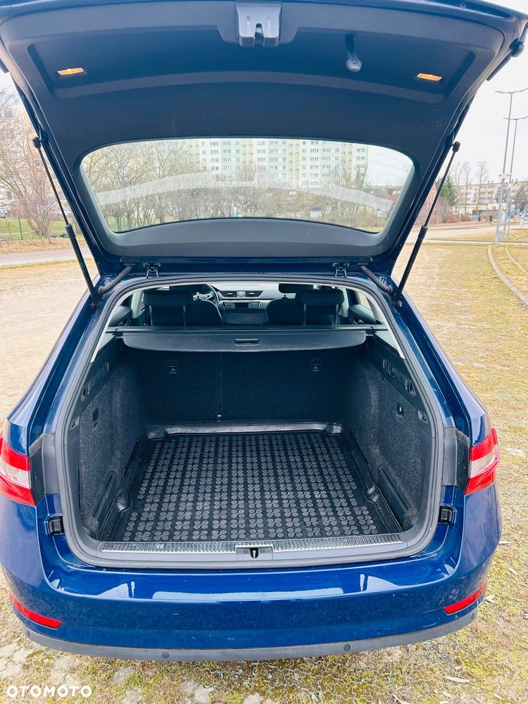 Skoda Superb 1.4 TSI ACTive - 8