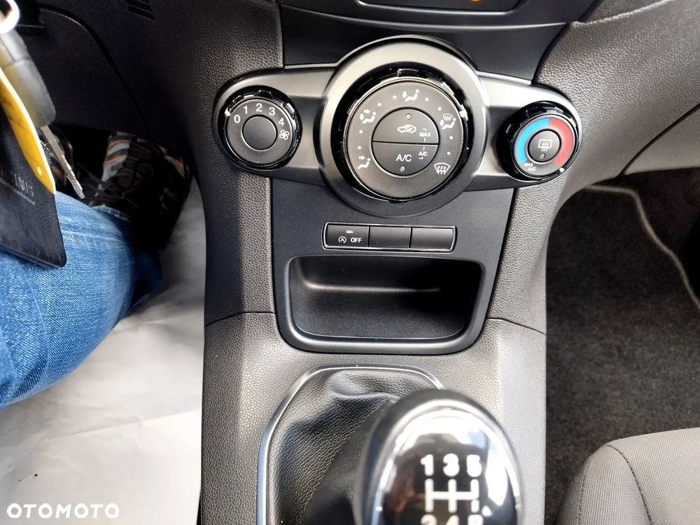 Ford Fiesta 1.6 TDCI Econetic - 39