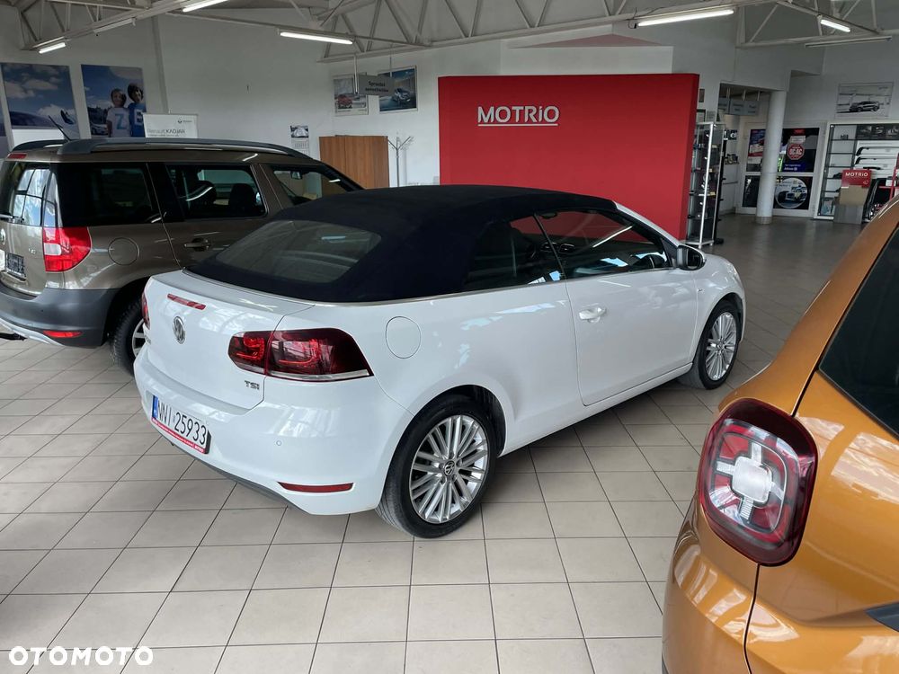 Volkswagen Golf - 10