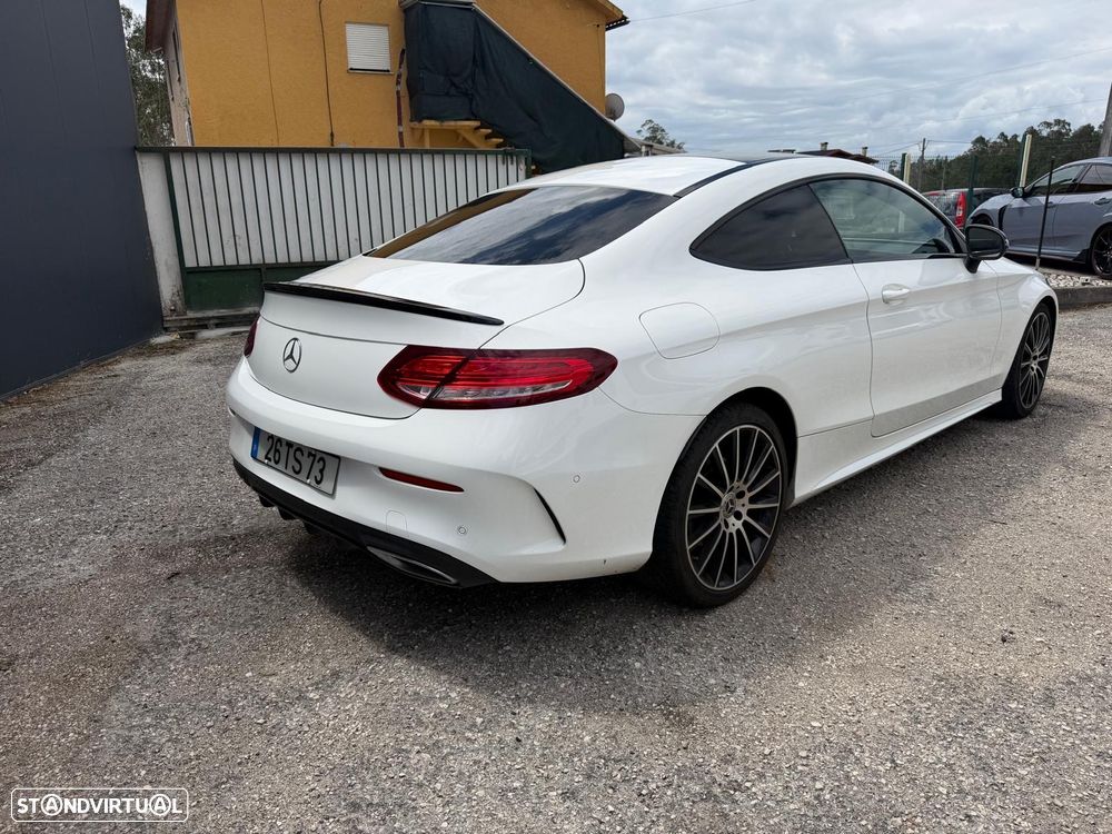 Mercedes-Benz C 250 d 4Matic 9G-TRONIC Night Edition - 4