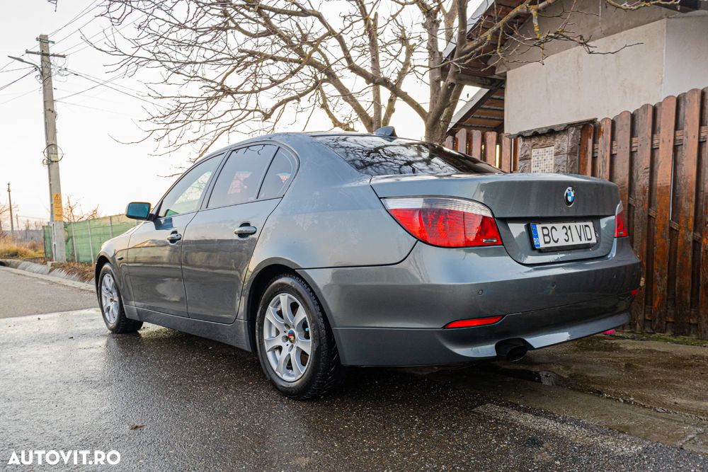 BMW Seria 5 520d - 3