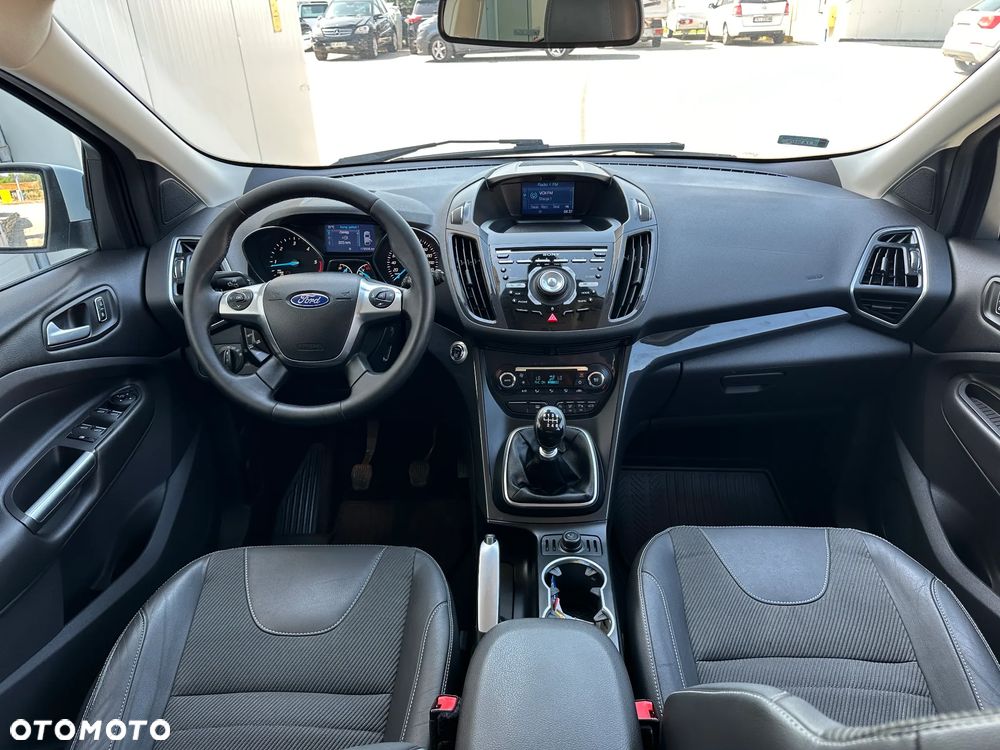 Ford Kuga 2.0 TDCi 2x4 Black & Silver - 17