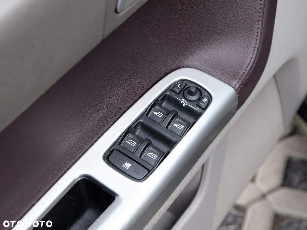 Volvo V50 1.8 - 13