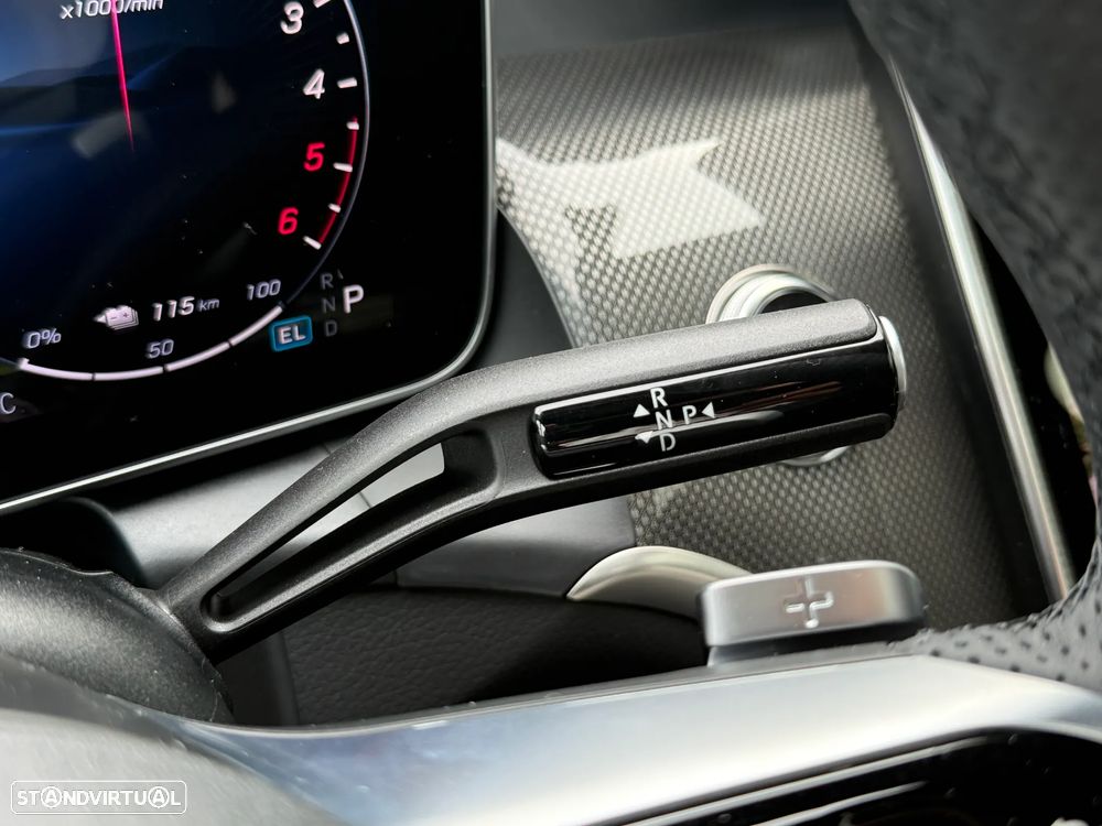 Mercedes-Benz GLC 300 de Coupe 4Matic - 38