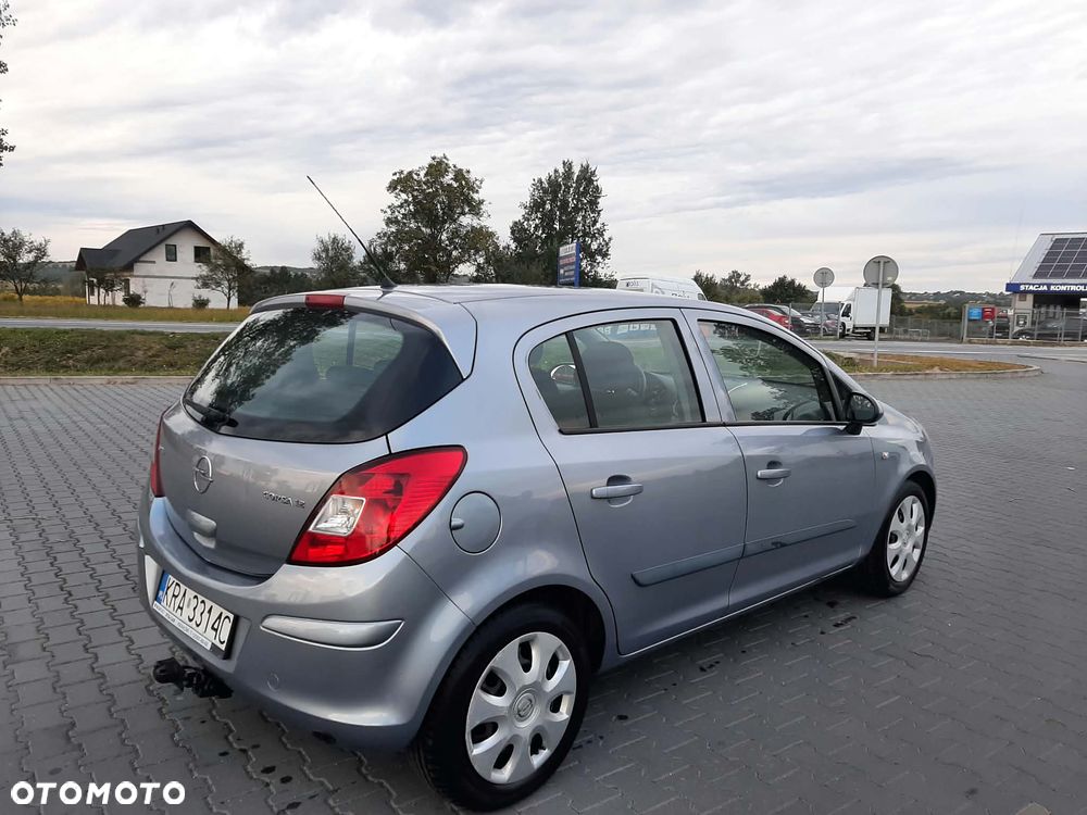 Opel Corsa 1.2 16V Enjoy - 12