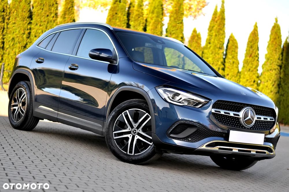 Mercedes-Benz GLA 200 d 8G-DCT Special Edition - 3