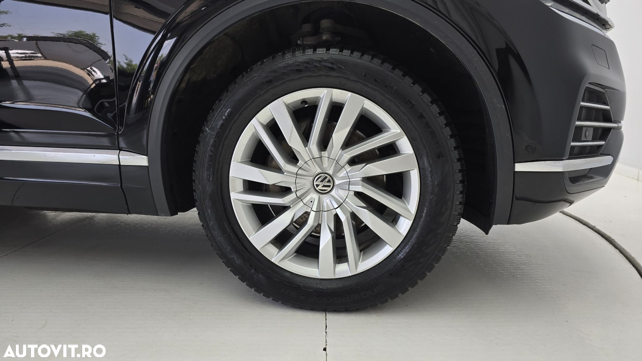 Volkswagen Tiguan - 23