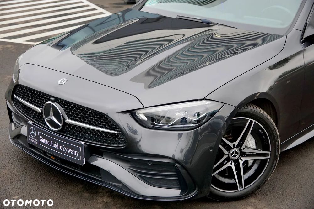 Mercedes-Benz Klasa C 180 9G-TRONIC AMG Line - 10