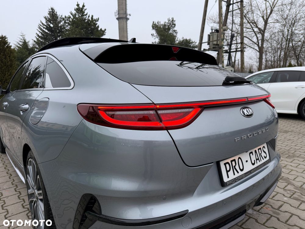 Kia ProCeed 1.5 T-GDI DCT7 OPF GT LINE - 11