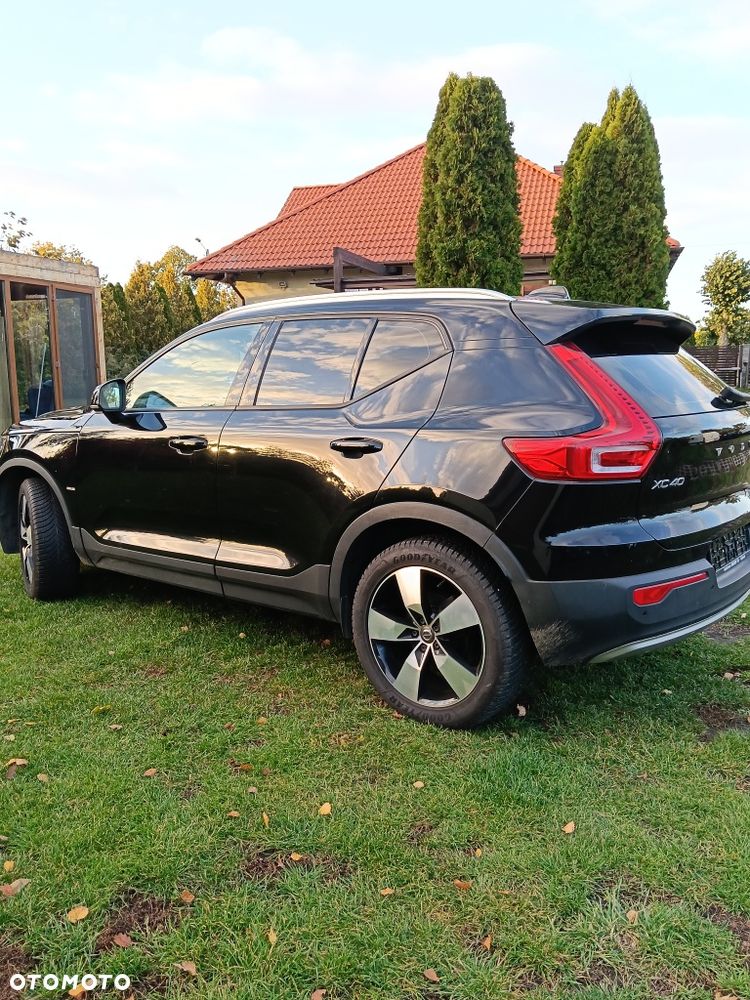 Volvo XC 40 - 4