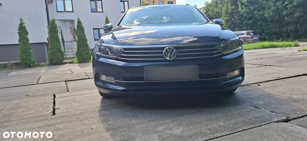 Volkswagen Passat - 8