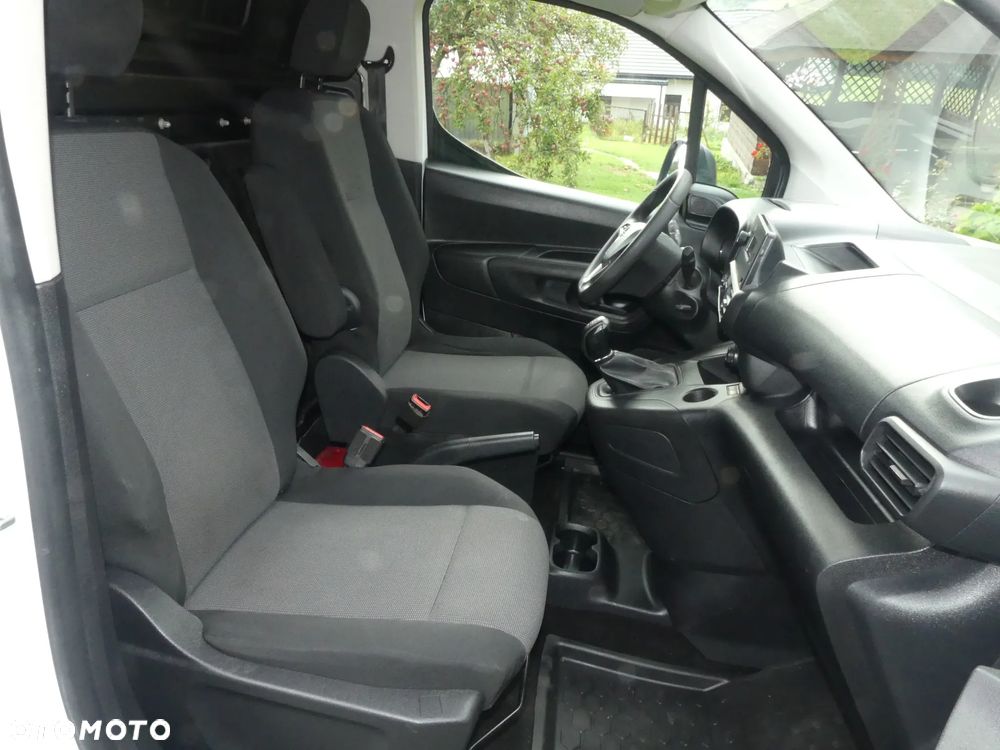 Opel Combo - 34