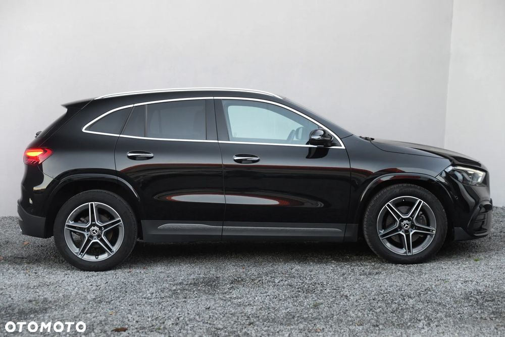 Mercedes-Benz GLA 200 d 4-Matic AMG Line 8G-DCT - 25