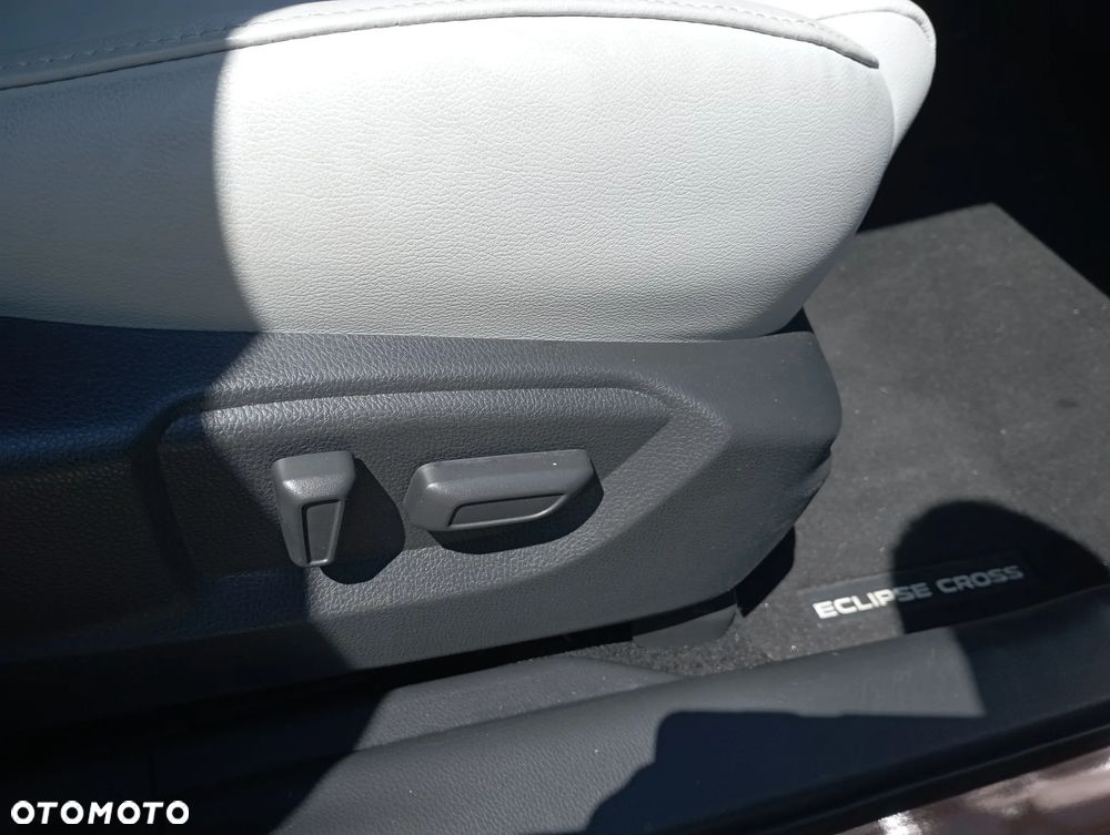 Mitsubishi Eclipse Cross 2.4 PHEV Instyle Plus - 9