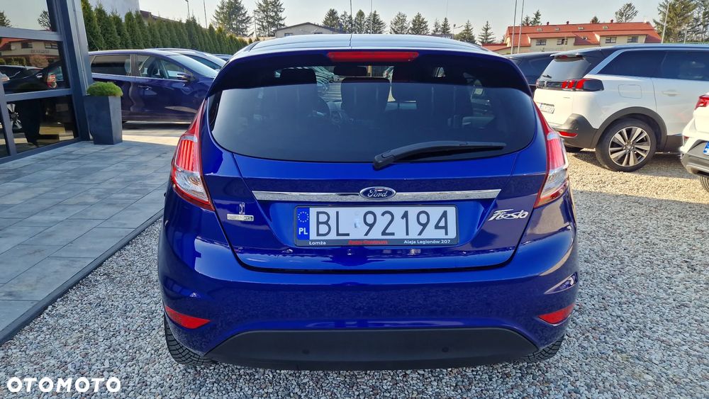 Ford Fiesta 1.0 EcoBoost S&S TITANIUM - 5