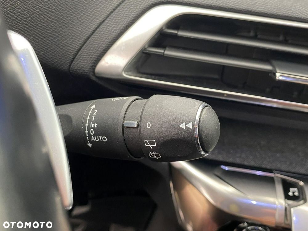 Peugeot 3008 - 25