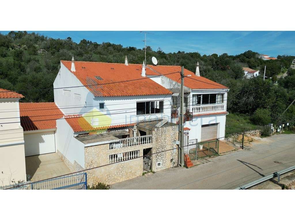 Moradia junto a urbanização Caravela -Poço Frito, perto da Vila de ... - Grande imagem: 3/54