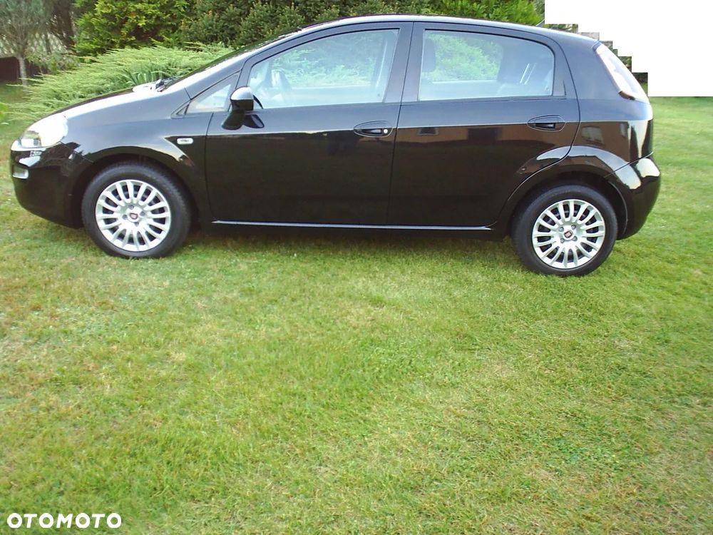 Fiat Punto 2012 - 17