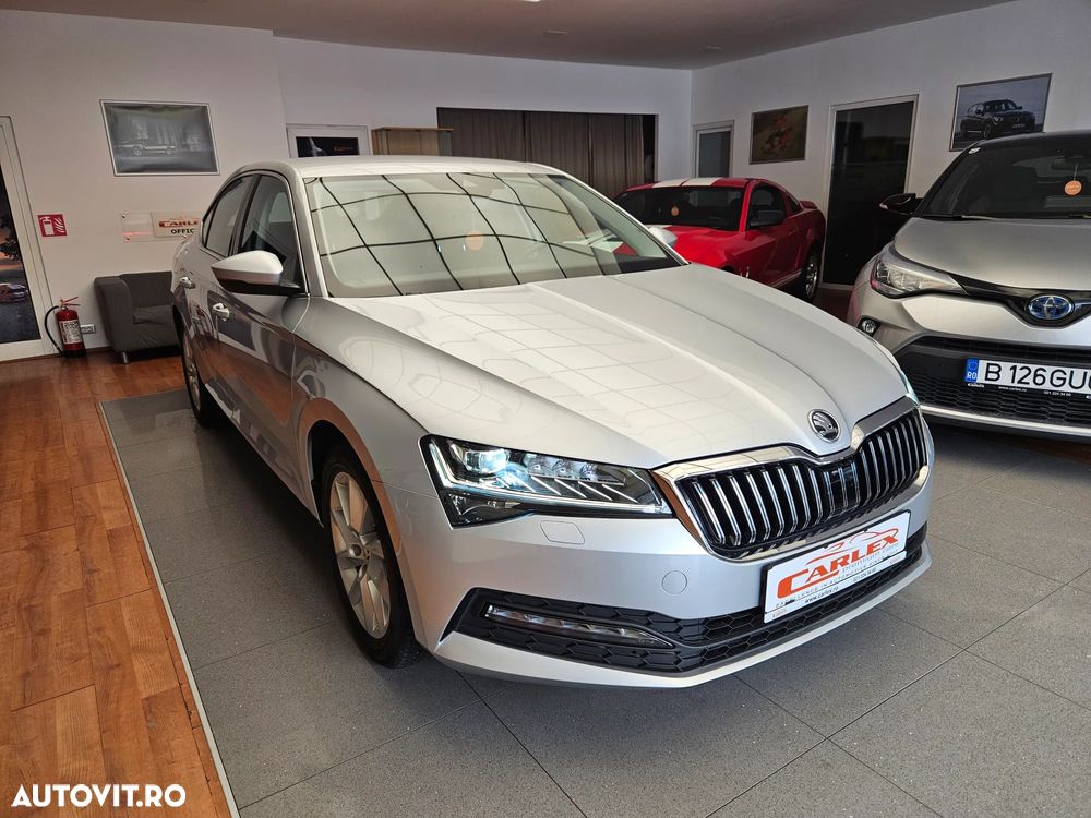 Skoda Superb 2.0 TDI DSG Ambition - 3