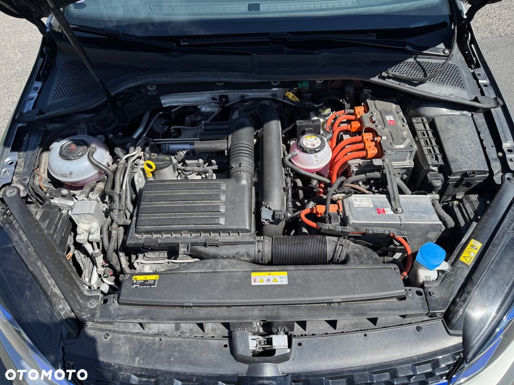 Volkswagen Golf 1.4 GTE Plug-In-Hybrid DSG - 22