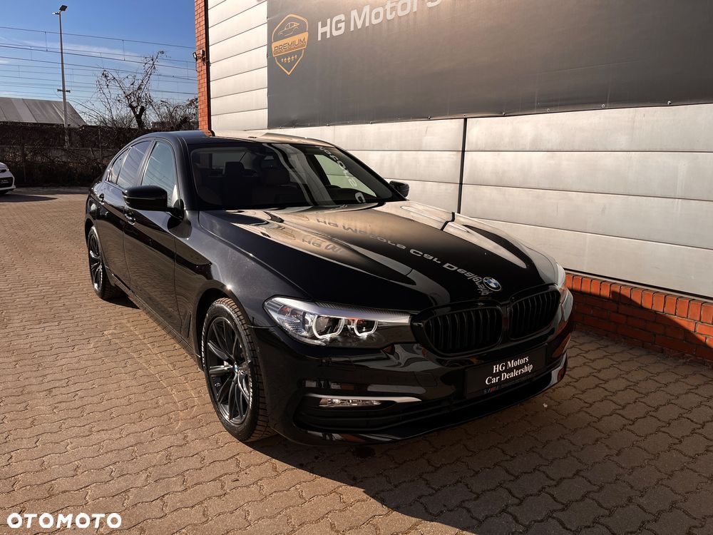 BMW Seria 5 530d Sport Line - 18