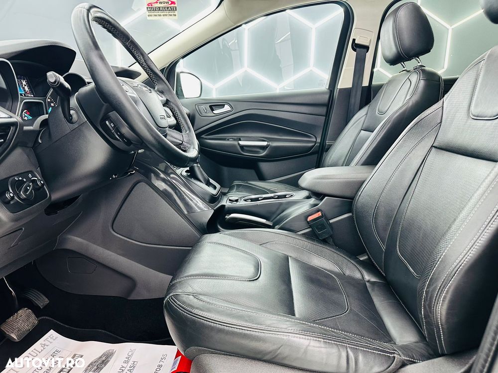 Ford Kuga 2.0 TDCi 4x4 Aut. ST-Line - 14