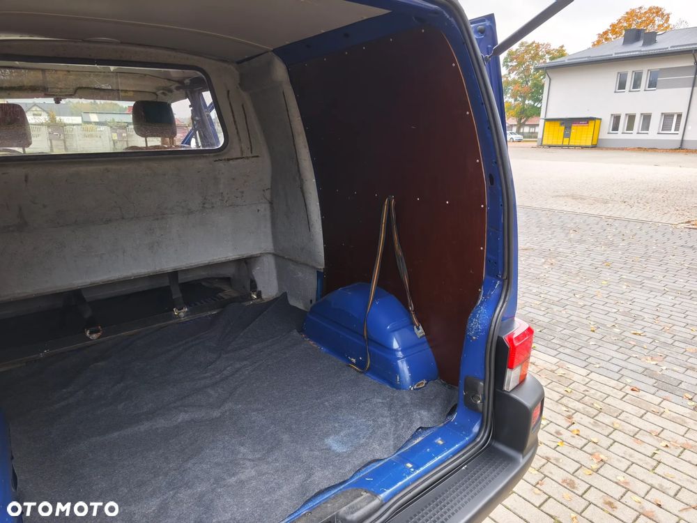Volkswagen Transporter - 21