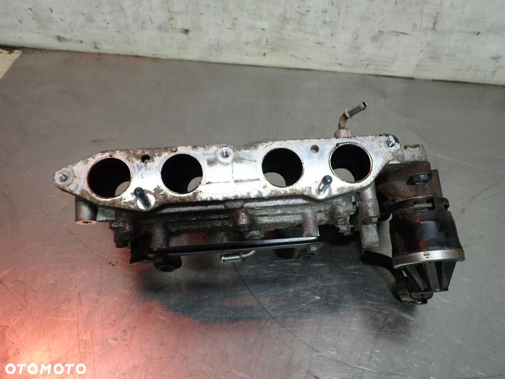 KOLEKTOR SSĄCY HONDA CIVIC VIII FD3 - 4