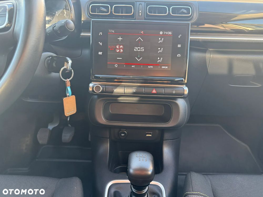 Citroën C3 1.2 PureTech Shine S&S - 21