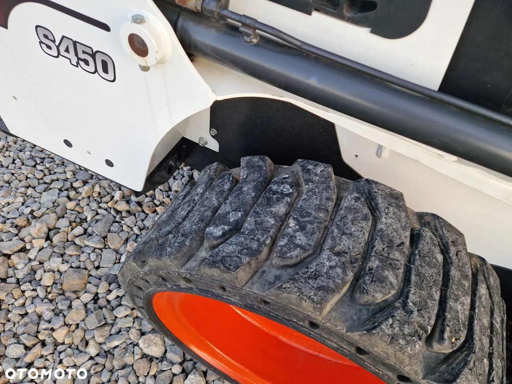Bobcat S450 - 10