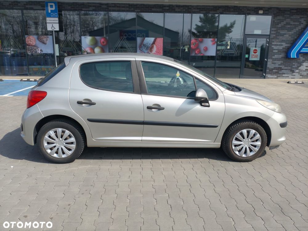 Peugeot 207 1.4 Presence - 4