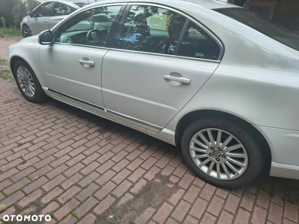 Volvo S80 3.2 Momentum - 13