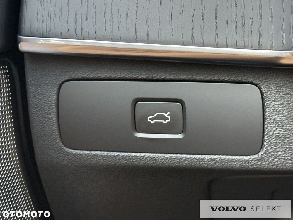 Volvo XC 90 - 34
