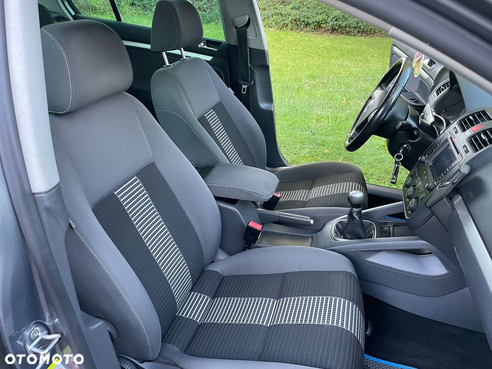 Volkswagen Golf 2.0 TDI United - 17